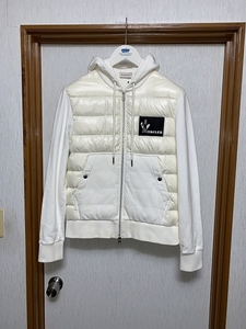 L 2019 MONCLER ダウン ジップパーカー