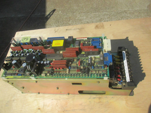 (7) FANUC VELOCITY CONTROL UNIT TYPE A06B-6050-H103 / ファナック NCルーター 部品 ジャンク品