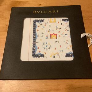 BVLGARI ブルガリ スカーフ ホワイト レディース