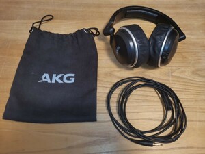 AKG K182 ヘッドホン 密閉型 有線 中古