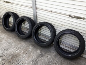 BLIZZAK REVO2 215/45R17 4本