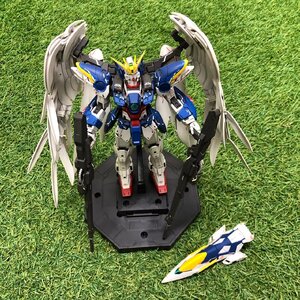 【中古品】『1-282』機動戦士ガンダム ガンダムW endless walts MG 1/100 Z ウイングガンダムゼロEW Ver.Ka プラモデル ガンプラ 箱無し