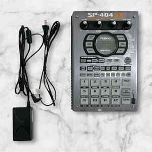 ○M 美品 Roland ローランド SP-404SX コンパクトサンプラー SDカード付き 音響機器 動作確認済 