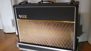 VOX AC30 C2 専用ツアーケース付き