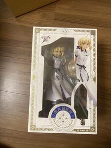 Fate/stay night セイバー 〜イギリス紀行〜 1/7スケール PVC製塗装済み完成品フィギュア