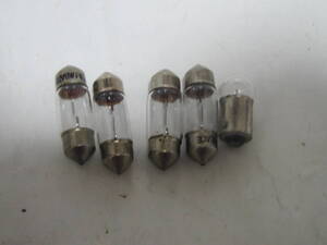 １０　ピア　１２Ｖ８Ｗ　マクラ形球　幅：約３～３，１ｃｍ　４個　未使用