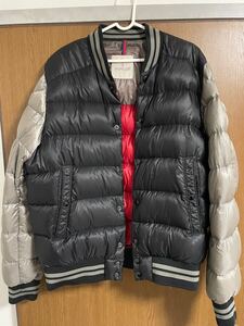 モンクレール スタジャンライトダウン廃盤カラー MONCLER アウターサイズ5