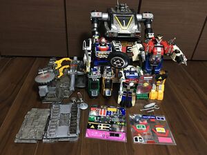 バンダイ 激走戦隊カーレンジャー DXロボシリーズ 塗装済み中古品まとめて スーパー戦隊ロボ 東映 ギャグコメディ作品