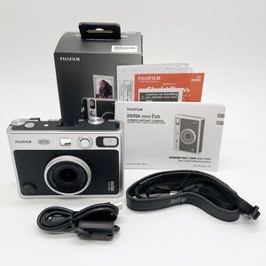 ■元箱付きのほぼ新品■ FUJIFILM フジフイルム インスタントカメラ instax mini Evo