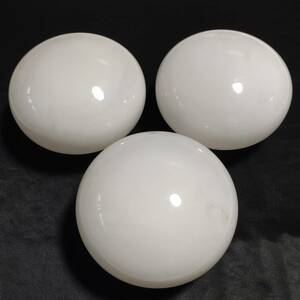 硝子製 電気のカサ シェード 白色 3個 レトロ ガラス製 直径約185㎜ 高さ約140㎜ 口径：外径約94㎜ 内径約78㎜　【3175】