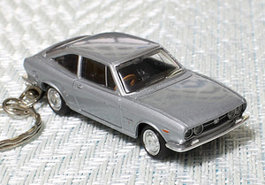 ★☆ISUZU☆いすゞ 117 クーペ☆PA90☆1968☆ミニカー☆キーホルダー・アクセサリー☆★