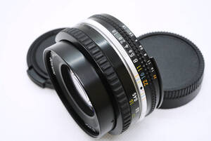 Nikon Ai-S NIKKOR 50mm F1.8　50/1:1.8　ニコン　AISニッコール　MFレンズ