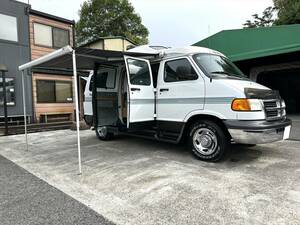 ■01年　ロードトレック１７０　ダッジラム　豪華装備　車検取り立て　54000km■発電機　FFヒーター　内外装綺麗です　トイレ シャワー付き