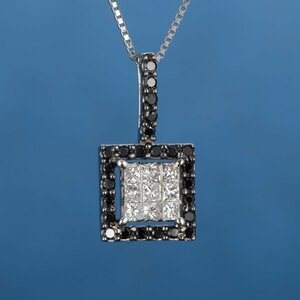 ブラックダイヤモンド ホワイトゴールドペンダントネックレス BD: 0.5ct K18WG