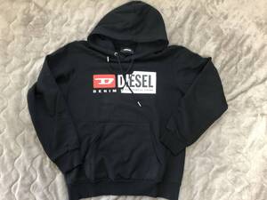 DIESEL ディーゼル パーカー ブラックMサイズ（L～LL）　　中古！