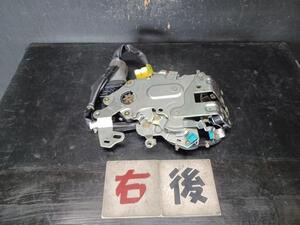 ノア CBA-AZR60G 右Rクローザードアモーター S 8人 デンソー 163800-0010 026504