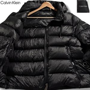 極美品/XLサイズ●カルバンクライン ダウンジャケット プレミアムダウン 中綿 アウター Calvin Klein 肩ロゴワッペン 袖リブロゴ 軽量 黒