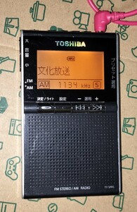 TY-SPR5 TOSHIBA 美品 受信確認済 完動品 AM FM ワイドFM 東芝 ポケットラジオ 名刺サイズ 通勤 野球 出張 登山 防災 登山 競馬 141103371