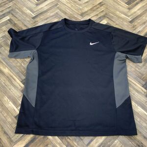 CL20　NIKE　ナイキドライフィット　半袖Tシャツ　黒　メンズ　 ブラック M 毛玉あり