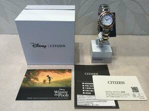 【限定300本】CITIZEN L シチズン エル くまのプーさん ディズニー コラボ レディース ソーラー腕時計 EM0667-600 白蝶貝☆未使用