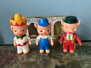 三匹の子豚 ソフビ人形3体 箱付き ブーフーウー