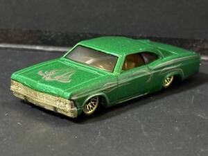 MATTEL Hot Wheel 1965 Chevy Impala LOWRIDER ホットウィール シェビー インパラ ローライダー 1/64 アメ車 ミニカー 緑 ミューラル/DU