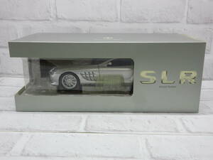 ミニカー　1/18　 メルセデスベンツ　SLR　マクラーレン　ロードスター　シルバー crystal galaxit silver ディーラー正規品　モデルカー