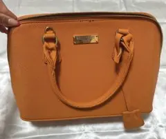 オレンジブラウン　バック　綺麗　大人っぽいカバン　鞄　小分け収納　マチあり