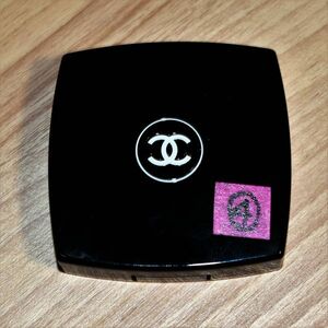 ④★CHANEL★ シャネル アイシャドウ QUATUOR BOUTONS DE CHANEL　LES FOLIES NOIRES