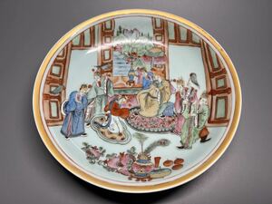 中国 古磁 手描き 粉彩 人物紋 希少 大清同治年製在銘 古美術 豆青 貴重 大皿 飾皿
