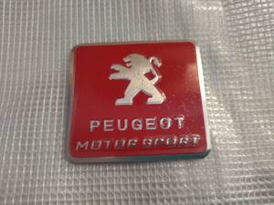 【ゆうパケット送料込】PEUGEOT（プジョー）エンブレムプレート レッド　縦5.5cm×横6㎝