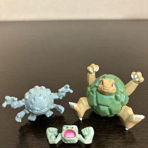 立体ポケモン図鑑 第3集 イシツブテ ゴローン ゴローニャ 中古品 ポケモン フィギュア ポケットモンスター