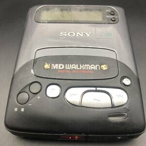 ☆現状品☆SONY MZ-R2 MDウォークマン 本体のみ　ソニー