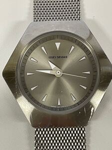 ISSEY MIYAKE イッセイミヤケ SEIKO 腕時計 ROKU Designed by Konstantin Grcic 0108003