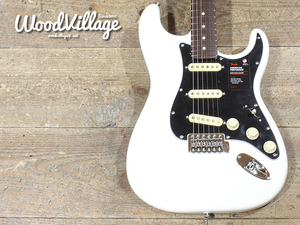 Fender American Performer Stratocaster Arctic White