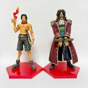 ワンピース フィギュア エース ロジャー　Dの称号　２体セット　展示品　ONE PIECE 