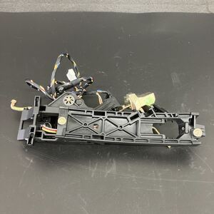 未使用品 純正Mercedes-Benz ブラケット ハンドル A2207602034メルセデスベンツ 499.535 w220 修理 交換 部品 C-664 