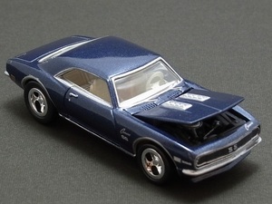 ☆日曜夜☆ルース☆1968 (CHEVROLET CAMARO)RS/SS☆INCLUDES COLLECTIBLE STORAGE TIN☆PRO COLLECTOR R4☆CAMARO☆JOHNNY LIGHTNING☆1/64