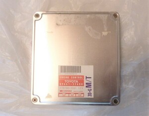 カムリ　ＳＶ３２　エンジンコンピューター　ＥＣＵ　５ＦＭＴ　３ＳＧＥ　８９６６１－３２６８０　ＧＴ　旧車　希少　★