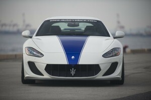 SVR スーパーヴェローチェレーシング マセラティ グラントゥーリズモ用 フロントバンパー FRP エアロパーツ Maserati GranTuris