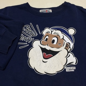 美品 CAPTAIN SANTA キャプテンサンタ 茄子紺色スエットシャツ サイズS 前面にサンタ後面にトナカイ左袖にメーカーラベルがプリント