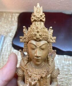  総白檀？　インドネシア　仏像　木彫り　精密 木彫 工芸品 仏教美術