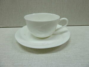  ノリタケ ティーカップ　ソーサー　BONE CHINA　