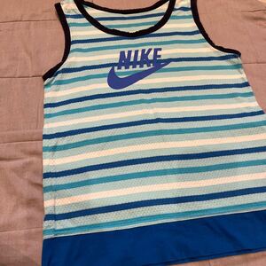 NIKE タンクトップ　140