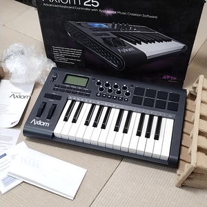 ★ほぼ未使用★ M-AUDIO AXIOM25 MIDIキーボード アドバンスキーボード 美品 25鍵盤