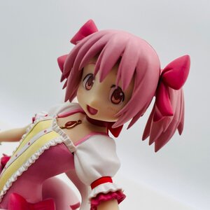 中古品 一番くじプレミアム 魔法少女まどか☆マギカ A賞 鹿目まどか プレミアムフィギュア