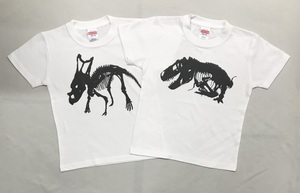 [江戸てん]訳あり再値下げ 子供Tシャツ 120サイズ 2枚セット　恐竜骨格　綿100％ 捺染プリント　キッズ　白