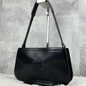 極美品 CELINE セリーヌ トリオンフ ショルダーバッグ サコッシュ ポシェット オールレザー 肩掛け マグネット ロゴ型押し 茶 エンボス