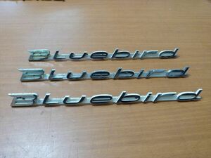 ブルーバード510SSS　1968　メタル製　BLUEBIRDバッジ　セット