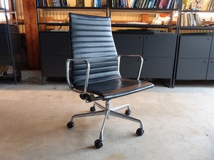 a■Herman Miller（ハーマンミラー）4脚セット｜イームズ アルミナムグループ エグゼクティブチェア ｜ビンテージ/ハイバック/レザー